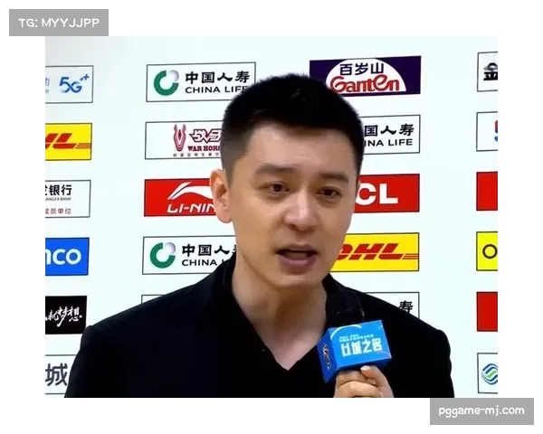 杨鸣接受专访，谈卫冕压力与球队年轻球员的培养